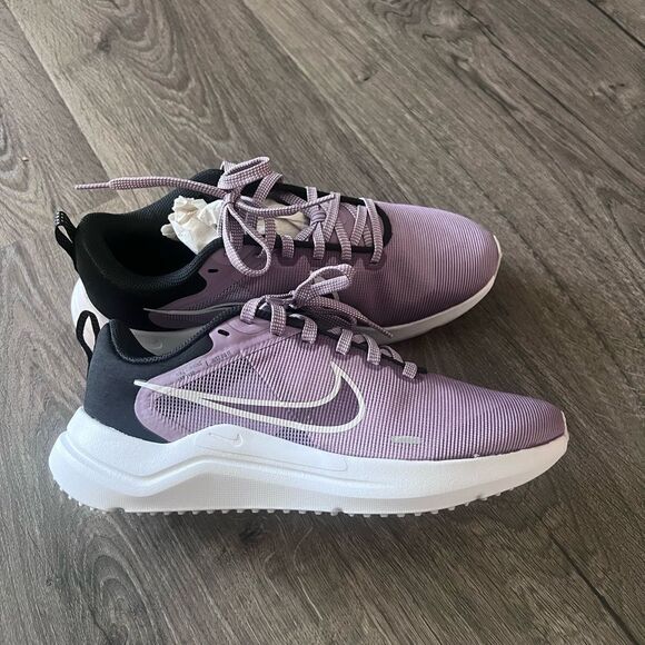 Nike Downshifter 12 Running Shoe (Women) - Picture 2 of 5